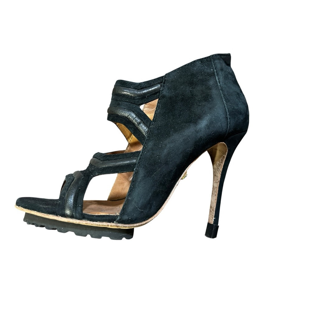 Women's L.A.M.B. Black Suede Cutout Heels Size 7.5 with Gold Zipper - Picture 4 of 9